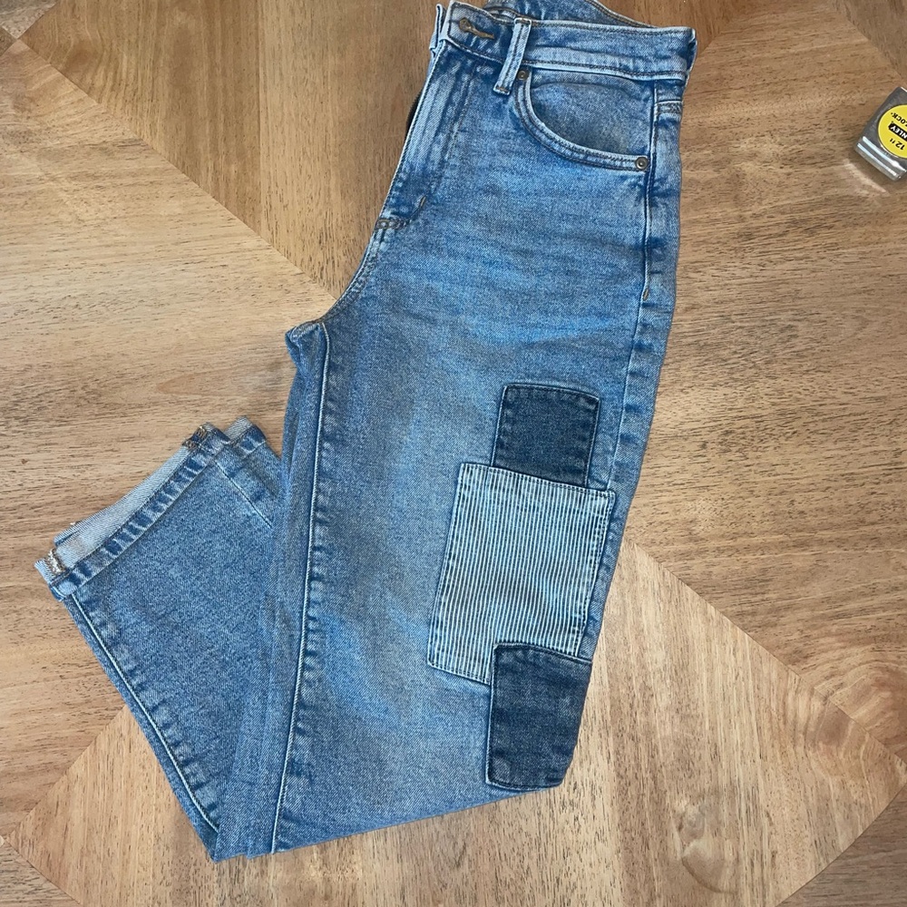 Boyfriend Jeans - Size 2 
Woman’s - Patchwork 
$13
Like Brand New - Worn Once
